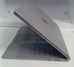 New Laptop Microsoft Surface Book 2 16GB Intel Core i7 SSD 512GB