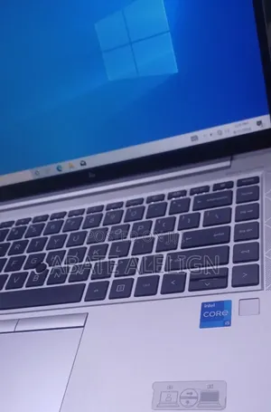 New Laptop HP EliteBook 840 G8 16GB Intel Core i5 SSD 512GB