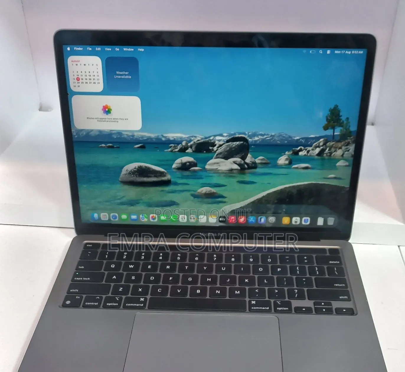 New Laptop Apple MacBook Pro 2020 M1 8GB Apple M1 Pro SSD 256GB