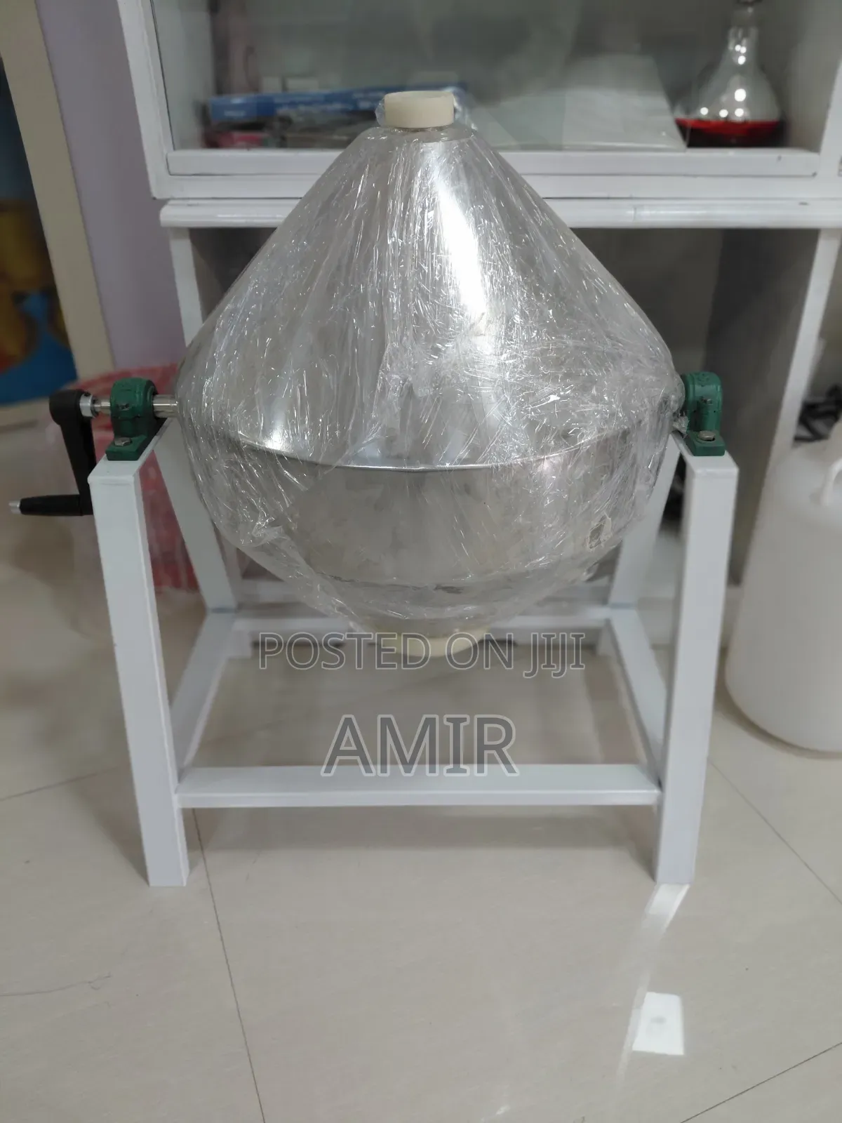 በእጅ የሚሰራ የወተት መናጫ (Manual Milk Churner / Butter Maker)