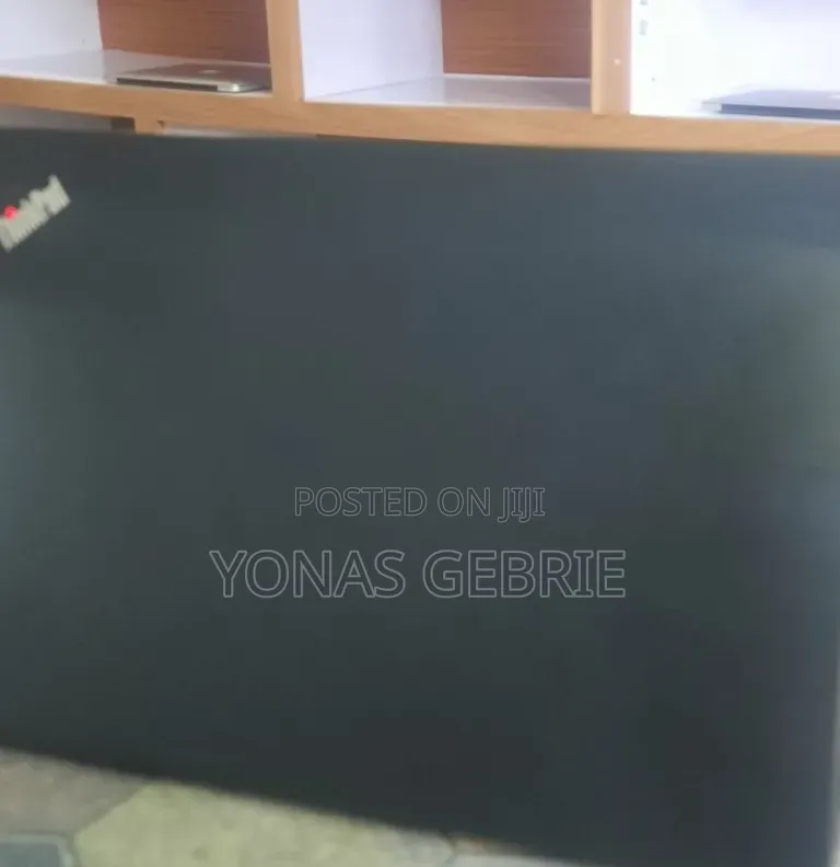 New Laptop Lenovo 8GB Intel Core i5 SSD 256GB