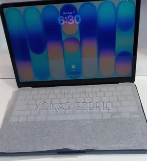 New Laptop Apple MacBook 8GB SSD 256GB