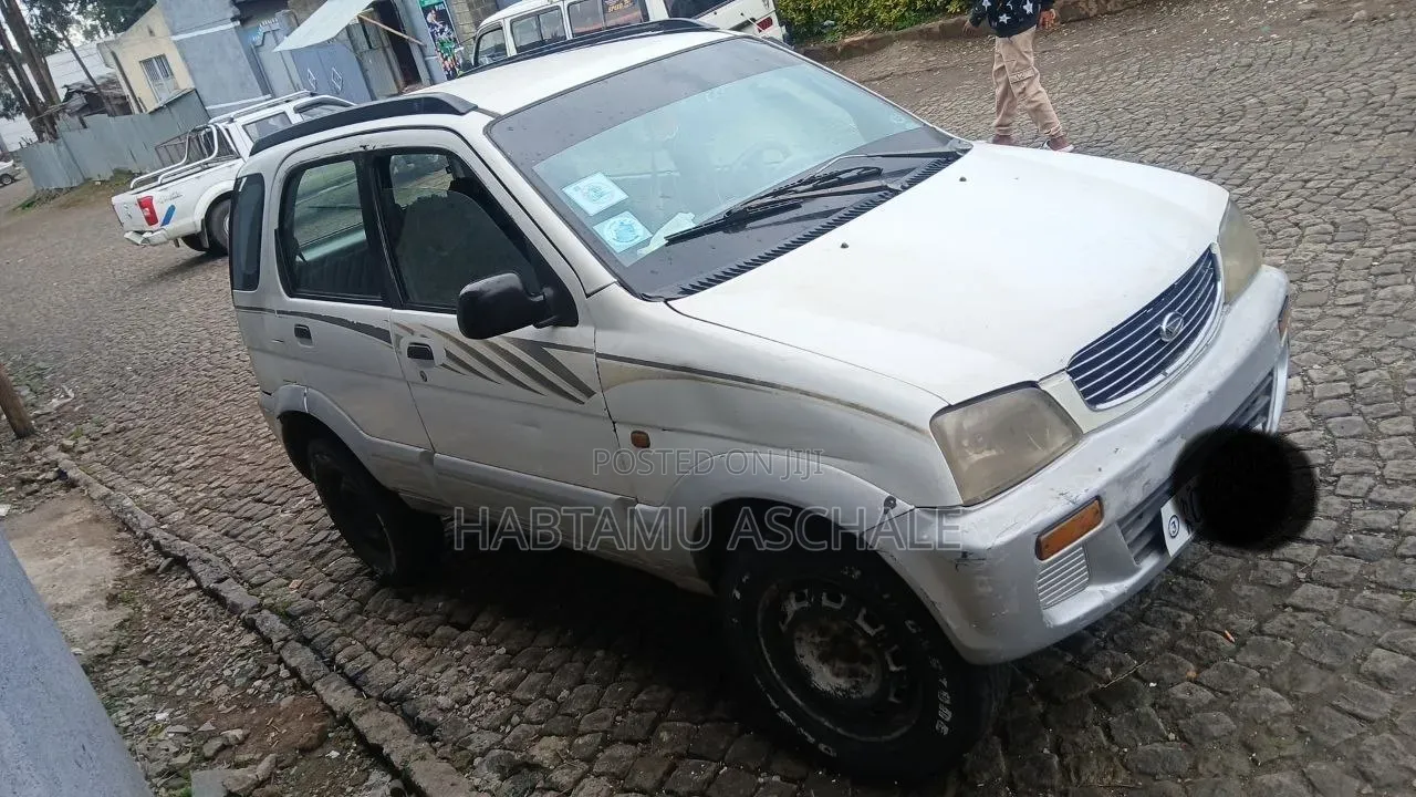 Daihatsu Terios 1999 Silver