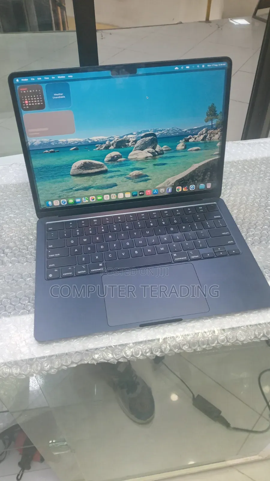 Laptop Apple MacBook Air 2022 M2 8GB Apple M2 SSD 256GB