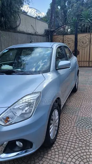Suzuki Dzire 2024 Silver