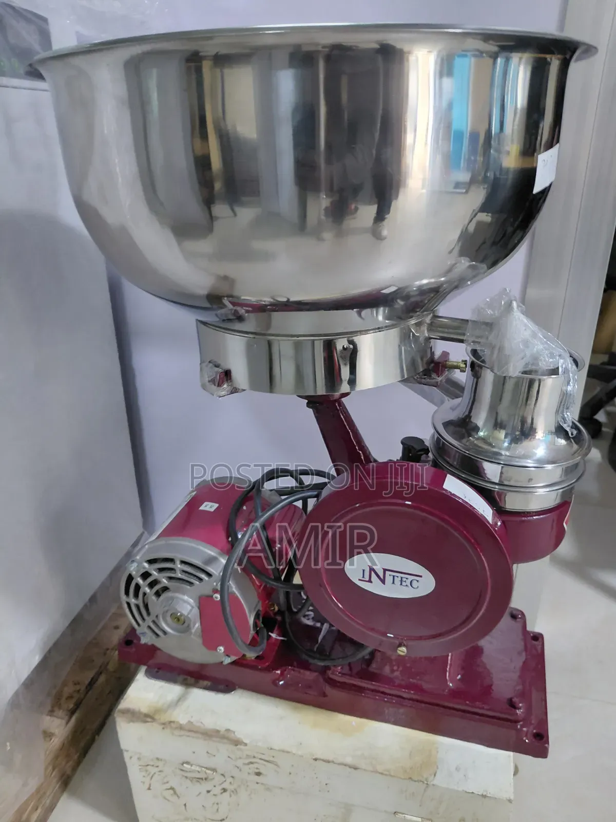 Cream Separator በእጅ እና በኤሌክትሪክ የሚሰራ የወተት መናጫ/ክሬም ማውጫ