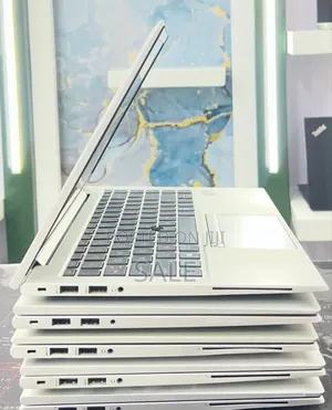 New Laptop HP EliteBook 840 G8 16GB Intel Core i7 SSD 512GB
