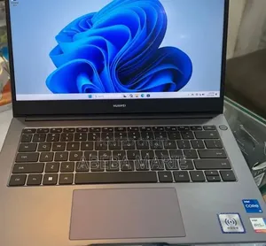 New Laptop Huawei MateBook 13 WRT-W29E 16GB Intel Core i7 SSD 512GB
