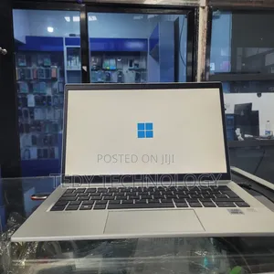 New Laptop HP EliteBook 830 8GB Intel Core i5 SSD 512GB