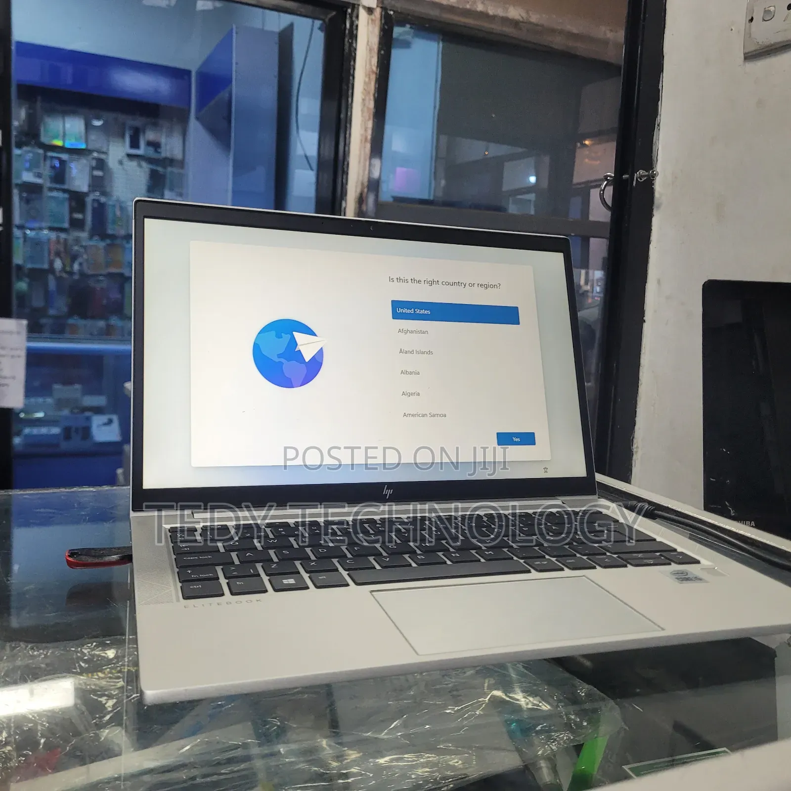 New Laptop HP EliteBook 830 8GB Intel Core i5 SSD 512GB