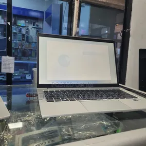New Laptop HP EliteBook 830 8GB Intel Core i5 SSD 512GB
