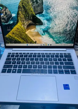 New Laptop HP EliteBook 840 G10 16GB Intel Core i7 SSD 512GB