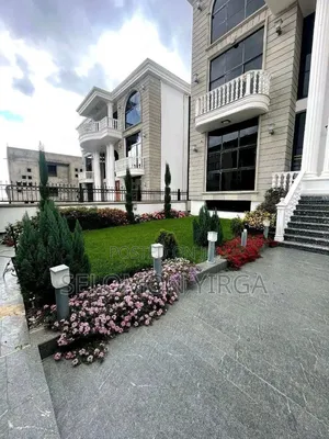 9bdrm House in Adis Ababs, Bole for sale