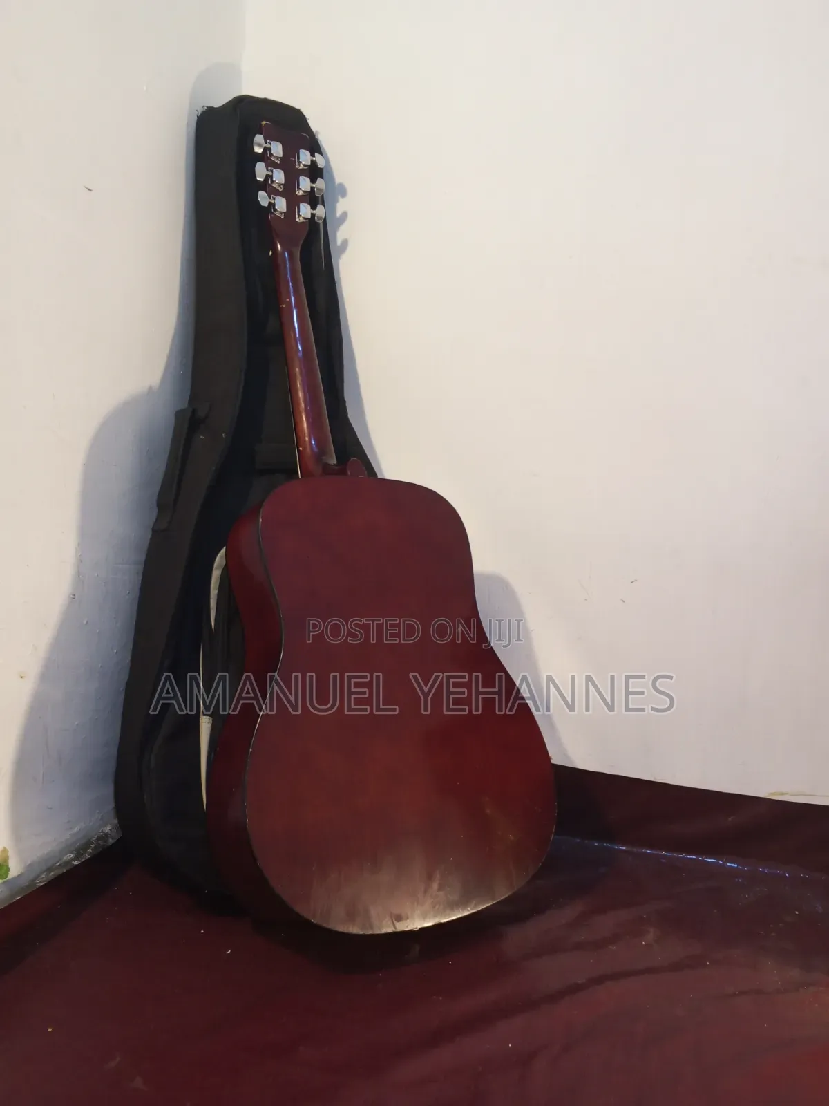 Yamaha F340 Acoustic Guitar