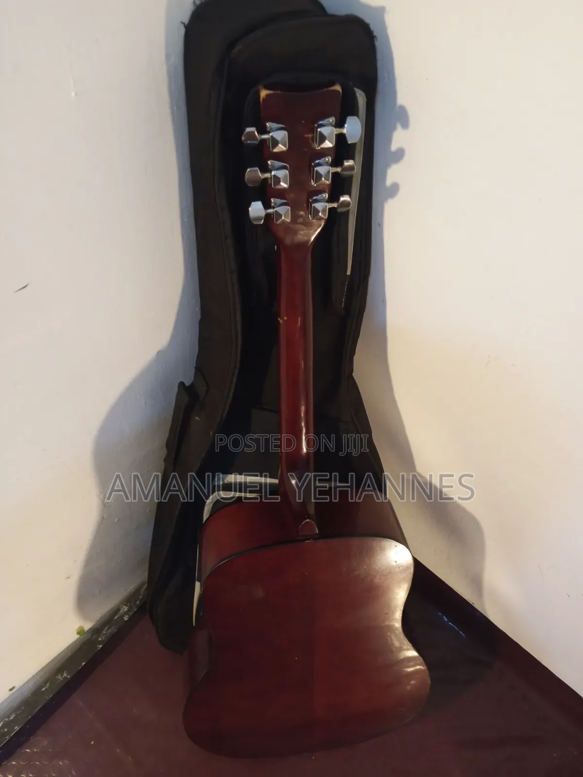 Yamaha F340 Acoustic Guitar