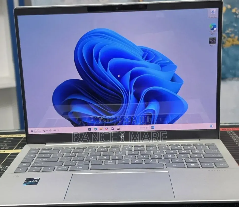 New Laptop HP Pavilion 14 16GB Intel Core i7 SSD 1T