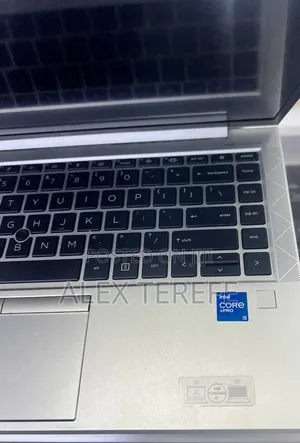 New Laptop HP EliteBook 840 G8 16GB Intel Core i5 SSD 512GB