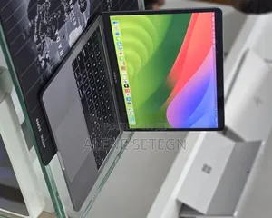 New Laptop Apple MacBook Pro 2020 M1 8GB Apple M1 Pro SSD 256GB