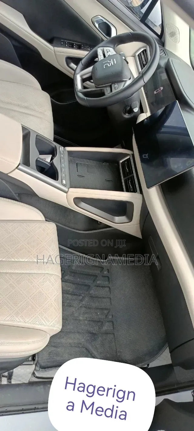 BYD Yuan Up 2025 Ivory