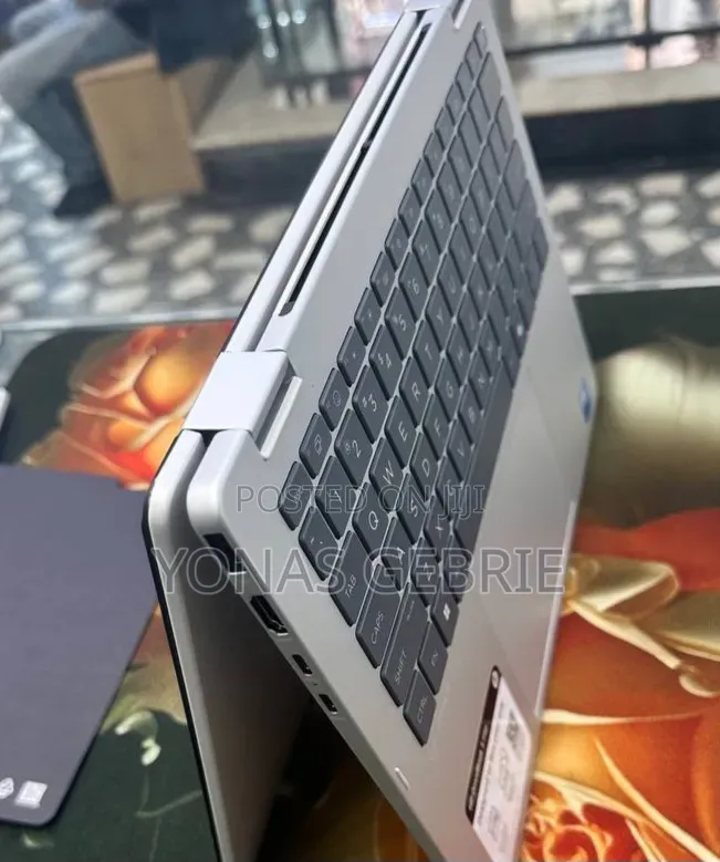 New Laptop HP 16GB Intel Core 7 SSD 512GB
