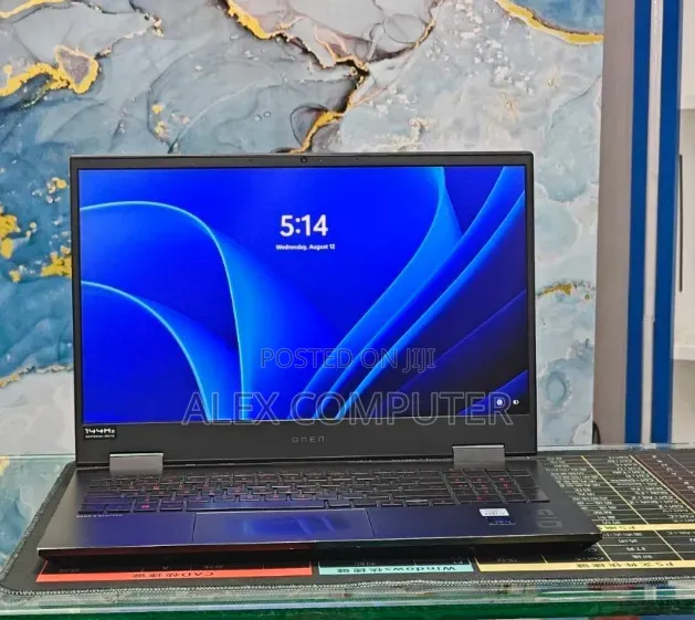 New Laptop HP Victus 15 16GB Intel Core i7 SSD 512GB