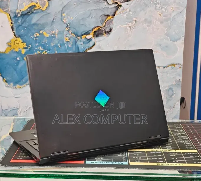 New Laptop HP Victus 15 16GB Intel Core i7 SSD 512GB