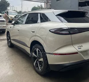 New BYD Sealion 06 EV 2025 Off white