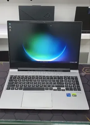 New Laptop HP Omen 16 16GB Intel Core i7 SSD 512GB