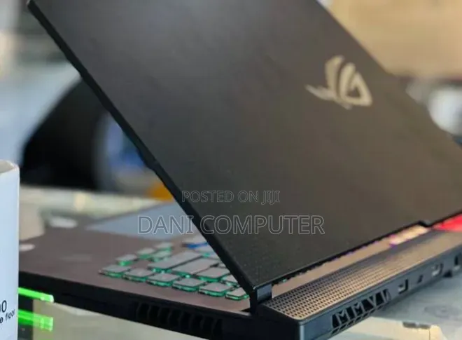 New Laptop Asus ROG Strix G15 16GB AMD Ryzen 9 SSD 512GB
