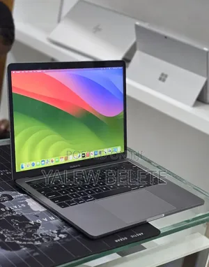 New Laptop Apple MacBook Pro 2020 M1 16GB Apple M1 Pro SSD 512GB