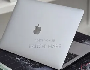 New Laptop Apple MacBook Pro 2020 M1 8GB Apple M1 SSD 256GB