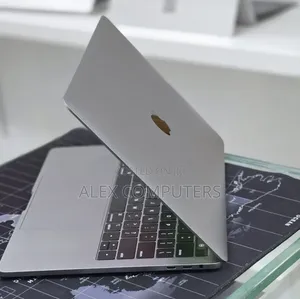 New Laptop Apple MacBook 16GB Apple M1 Pro SSD 512GB