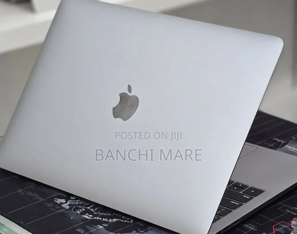 New Laptop Apple MacBook Pro 2020 M1 16GB Apple M1 SSD 512GB