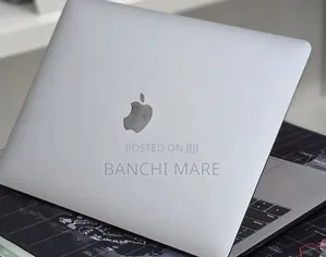 New Laptop Apple MacBook Pro 2020 M1 16GB Apple M1 SSD 512GB