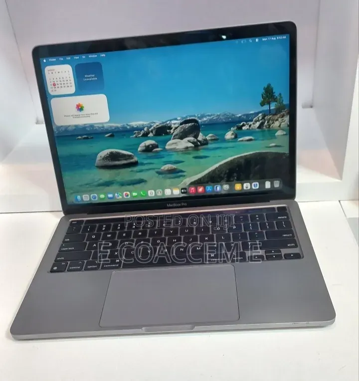 New Laptop Apple MacBook 8GB SSD 256GB