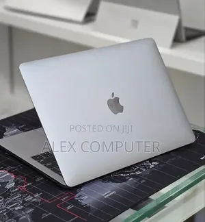 New Laptop Apple MacBook Pro 2020 M1 16GB Apple M1 SSD 512GB