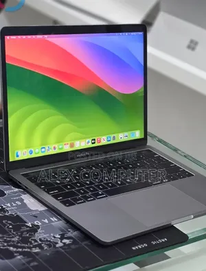 New Laptop Apple MacBook Pro 2020 M1 16GB Apple M1 SSD 512GB
