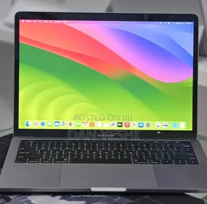 New Laptop Apple MacBook Pro 2020 M1 16GB Apple M1 SSD 512GB