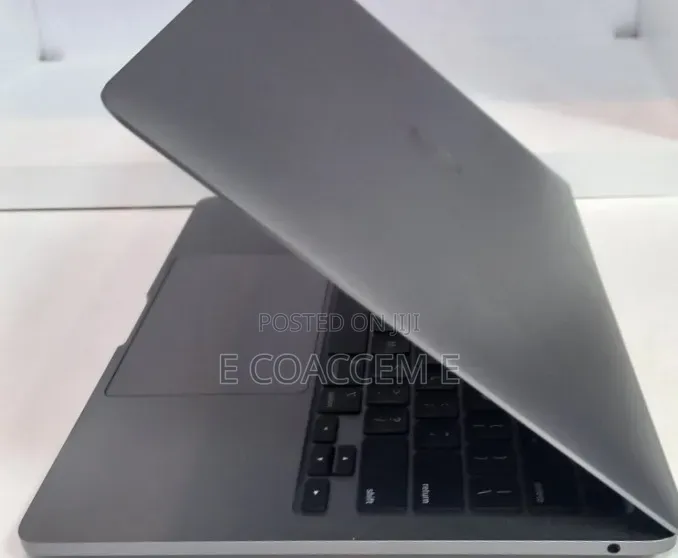New Laptop Apple MacBook 8GB SSD 256GB
