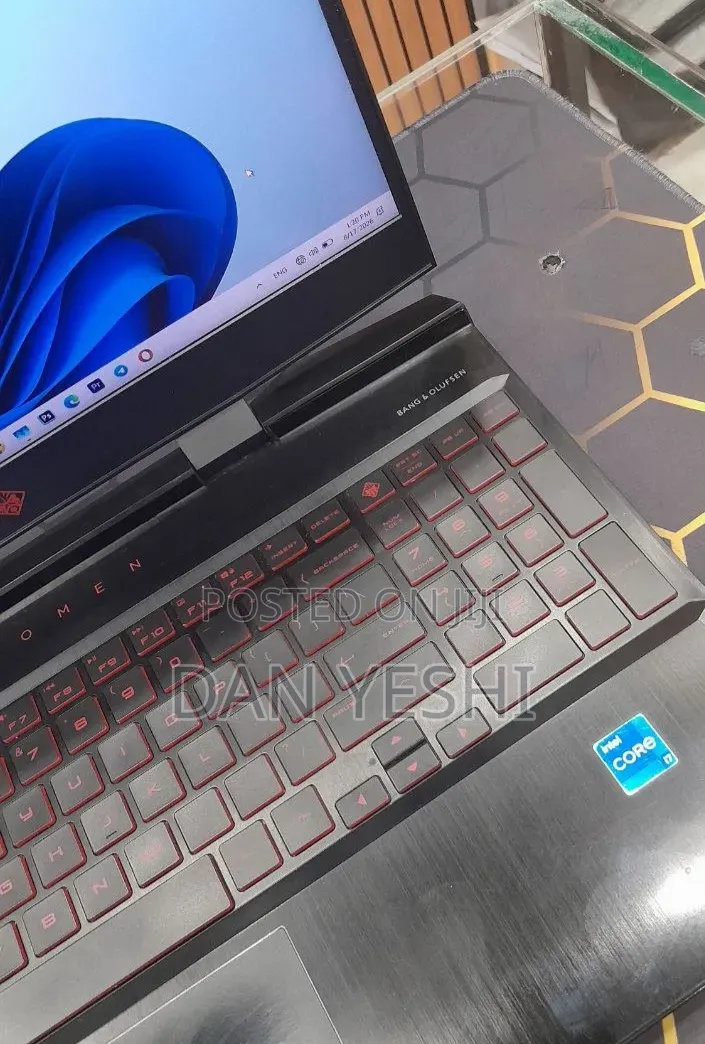 New Laptop HP Omen X 16GB Intel Core i7 SSD 512GB