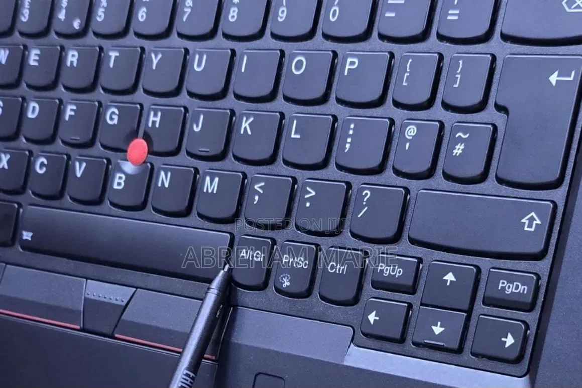 New Laptop Lenovo ThinkPad 13 16GB Intel Core i5 SSD 512GB