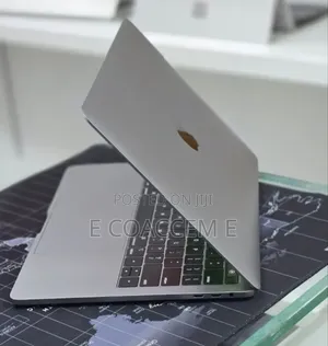 New Laptop Apple MacBook 16GB SSD 512GB