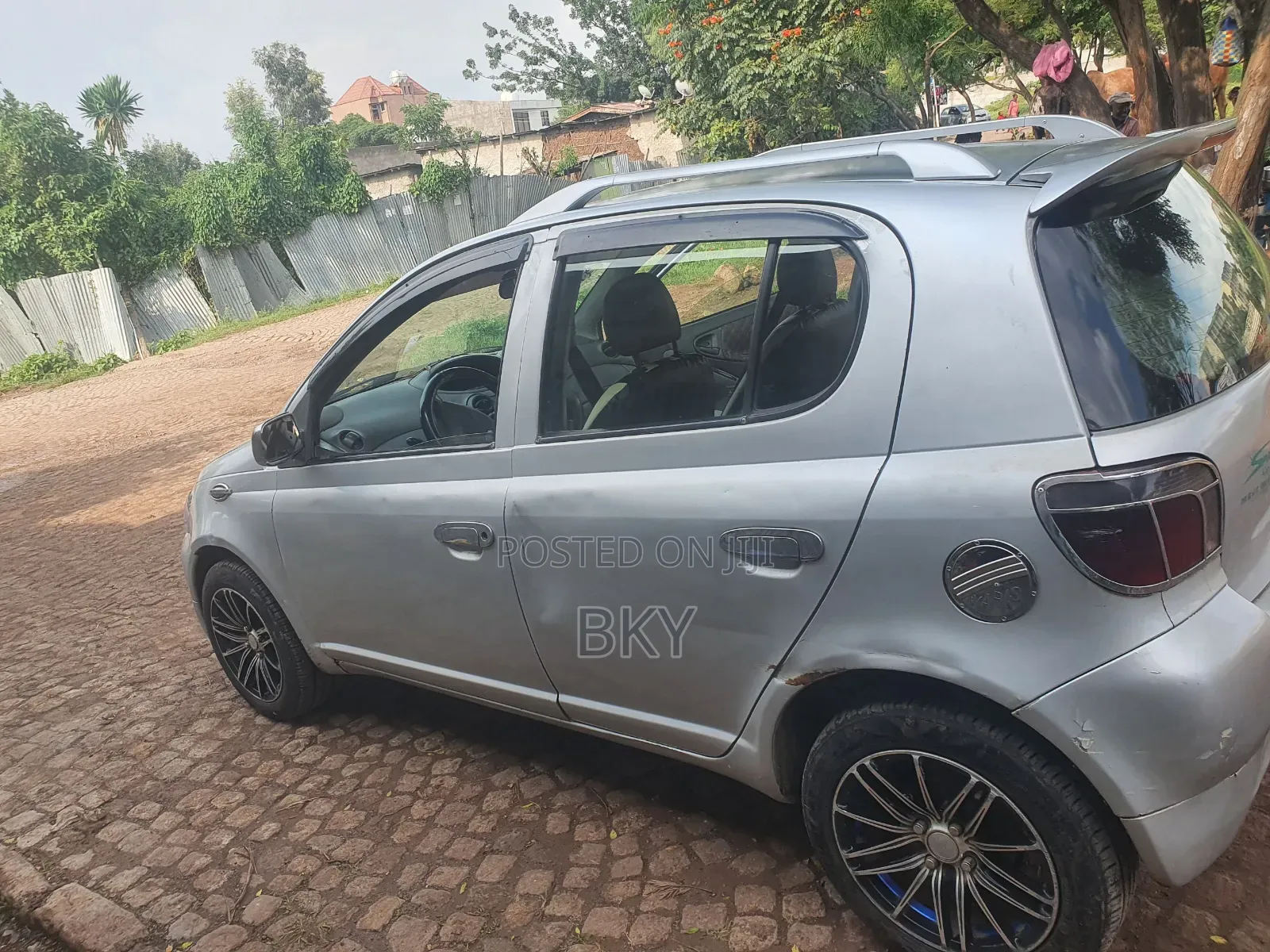 Toyota Yaris 2001 Silver