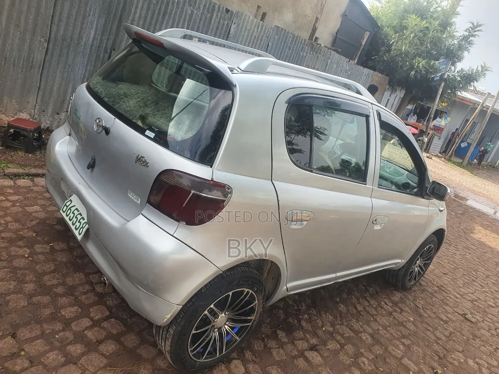 Toyota Yaris 2001 Silver
