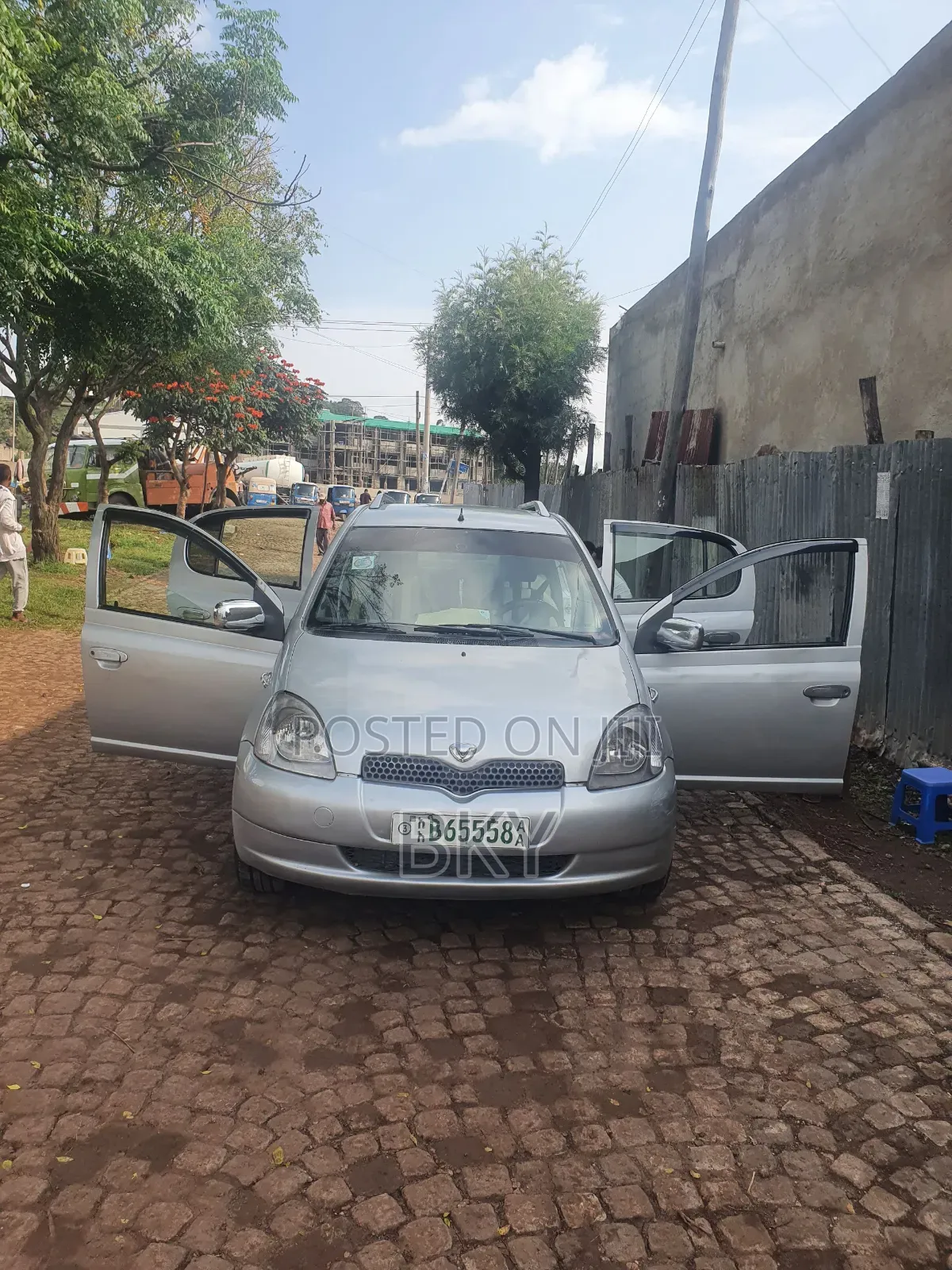 Toyota Yaris 2001 Silver