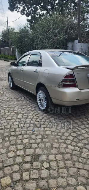 Toyota Corolla 2003 Beige