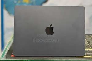 New Laptop Apple MacBook 8GB SSD 512GB