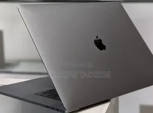 New Laptop Apple MacBook Pro 2018 16GB Intel Core i7 SSD 1T