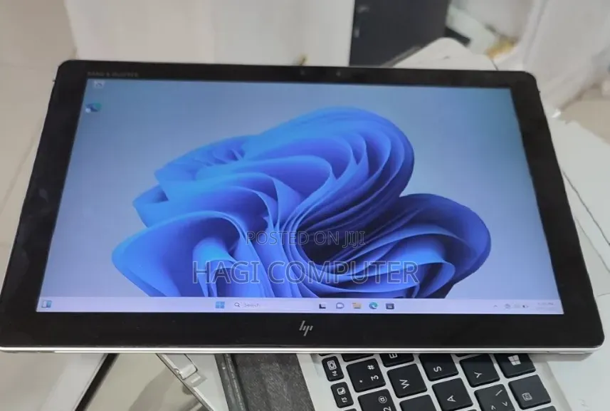 New Laptop HP Elite X2 G8 8GB Intel Core i5 SSD 128GB
