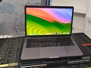 New Laptop Apple MacBook 8GB SSD 512GB